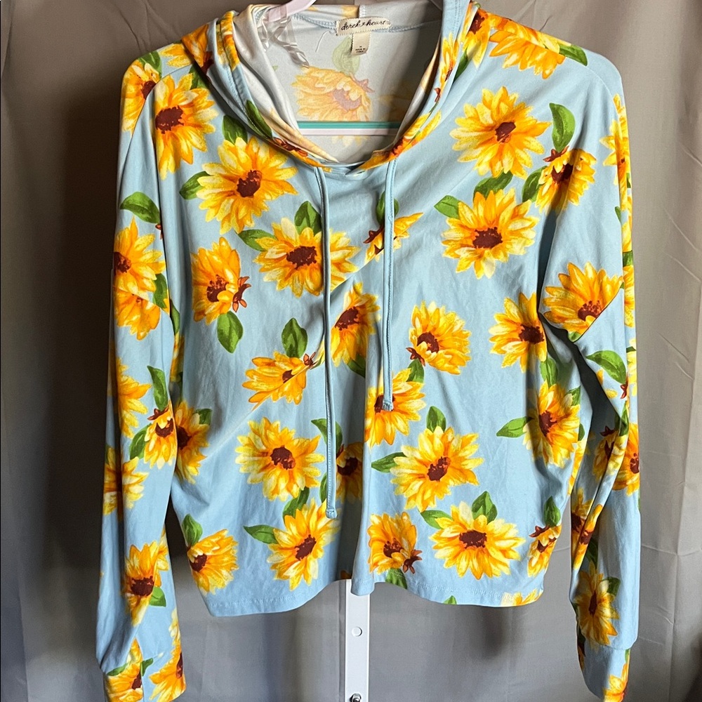 Derek Heat Halter Top Hoodie